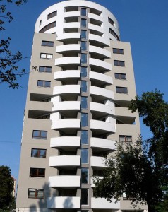 Palazzo condominiale Sun Tower finestre pvc